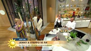 Här hyllar Jenny och Steffo varandra med presenter - Nyhetsmorgon (TV4)