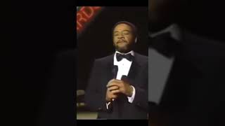 Bill Withers - Just The Two Of Us (Grammy 1982)
