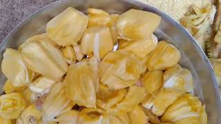 how to cut jackfruit | घर पर कटहल को कैसे काटे  | fresh kathal cutting and eating