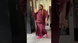 Gabourey Sidibe keeps her word to fans for a selfie! #gaboureysidibe #fans #style
