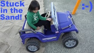 Jeep Wrangler Rubicon, Stuck in the Sand! Fisher Price Ride-On Power Wheels