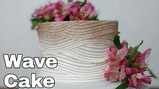 WAVE CAKE COM FLORES NATURAIS