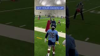 #Titans pass rushers working with Mike Vrabel on their technique #tennesseetitans #titansfootball