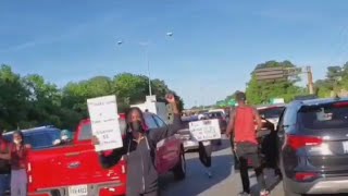 Protesters shut down I-264 in Norfolk