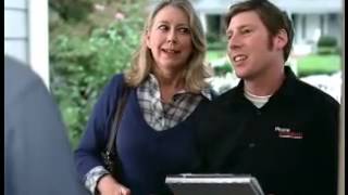 Simon Feil in Optimum commercial, Door to Door