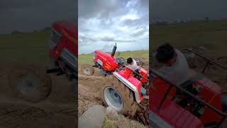 Mahindra Arjun 605 555 di pulling full loaded trolley|tractor fasla video|#shorts#mahindratrector#1k