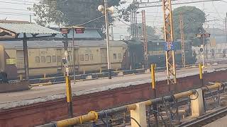 asansol tata train cross the asansol Junction Bengal traveller