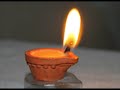 வீட்டில் தினமும் விளக்கு ஏற்றுபவர்கள் மறக்காமல் பாருங்கள் how to lite a lamp in pooja room