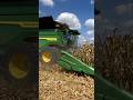 JOHN DEERE X9 1100 Combine Harvesting Corn #bigtractorpower #johndeere #combine