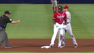 CIN@ATL: Bruce throws out J. Upton at second