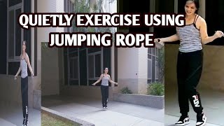 [v188]quietly exercise using jumping rope