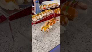 Satisfying Sushi 🍣 #sushi #satisfying #food