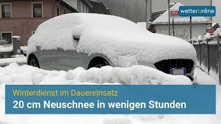 Neuschnee in den Alpen - Winterdienst im Dauereinsatz