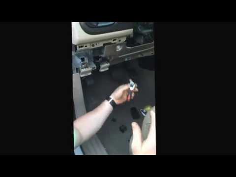 How do you change a turn signal flasher on a Ford Expedition?