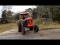 Tracteur de course au moteur surpuissant - Storkers.com