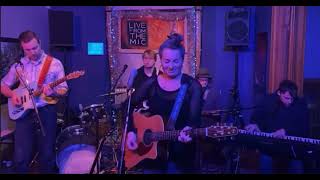 Amanda Keeley Band live performance of “Fall From Grace” Amanda Marshall cover