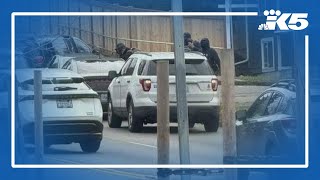 ICE agents are still covering their faces despite new WA law
