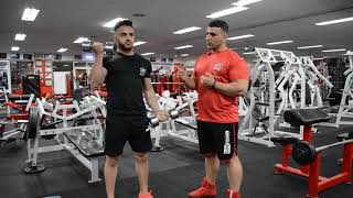 كيرل دمبلص واقف مترادف التوقف في الاعلى Dumbbell Aiternate  Curl