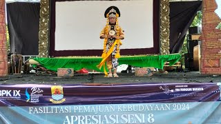 Ujian Tari Topeng Samba. Sanggar Tari Tri Tunggal Budaya.