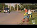 hitchhiking robot wants to learn about humans