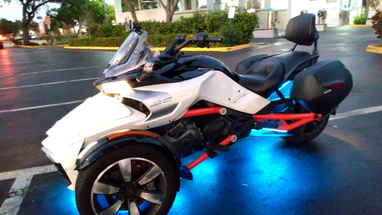 Can Am Spyder F3s - YouTube