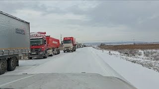 Многочасовые пробки не позволили доехать до Новосибирска.