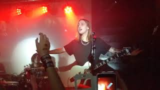 Triggered - Chase Atlantic (live in Madrid) 12.22.2018