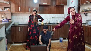 Revenge or necessary reasons for Zahra's theft from Sakineh and Mehdi