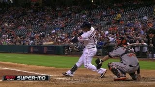 BAL@HOU: Valbuena drills a game-tying homer to right