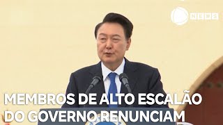 Membros do alto escalão do governo sul-coreano renunciam