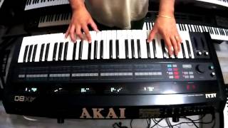 AKAI AX80 synthesizer , Pad Sweep ...