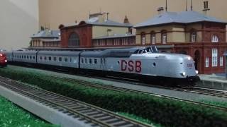 Roco DSB Diesel Powered Rail Car DCC Digital with Sound ( HO scale 1/87 )