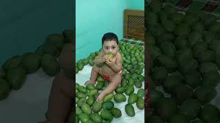 ওখানে কেরে আমি খোকা মাথায় কিরে আমের ঝাকা/There, I put a mango on the girl's head​ #cutebaby