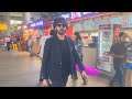 Kartik Aaryan made a stylish exit at the airport! ✈️😎