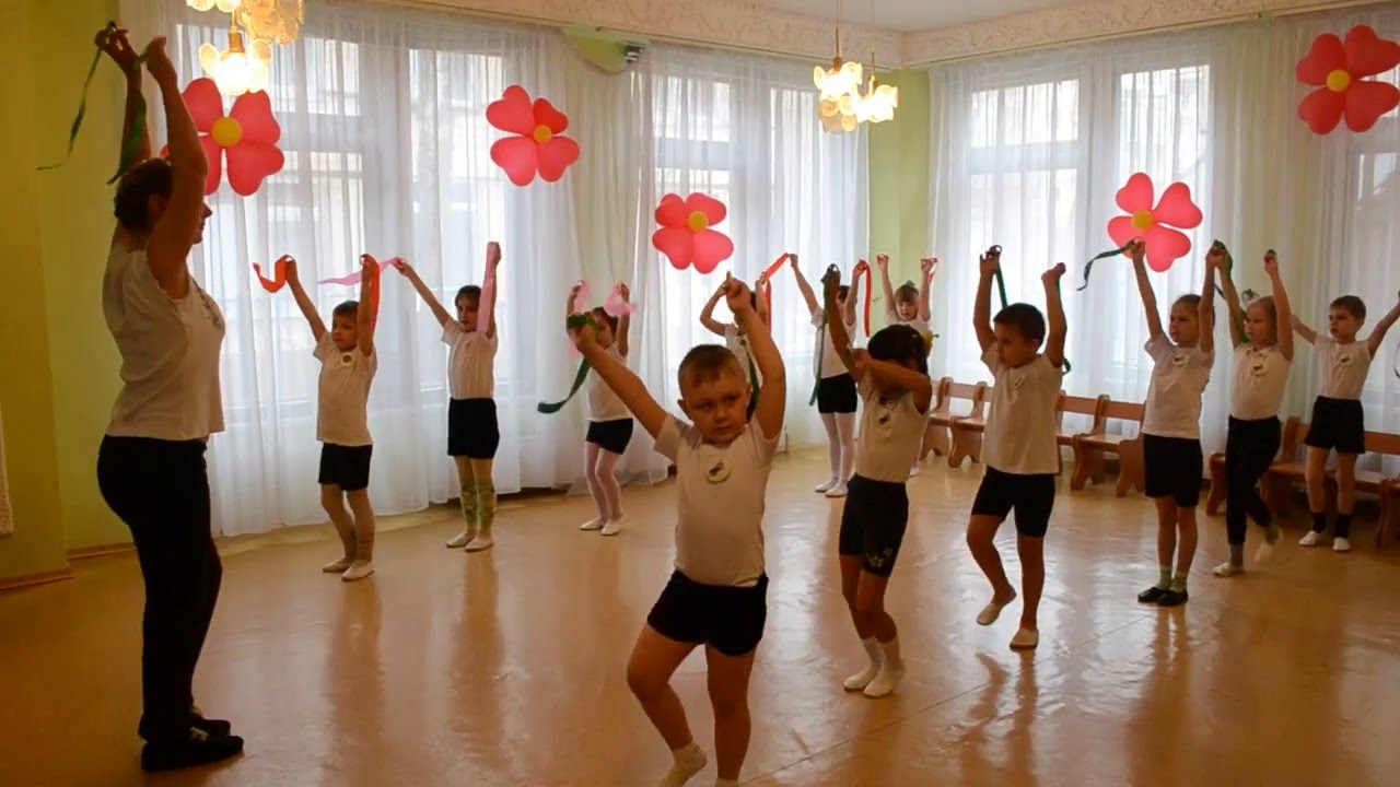 Танец селфи в детском саду. Танцы в детском саду. Ритмическая гимнастика для детей. Танцы для детей в детском саду. Ритмика в ДОУ.
