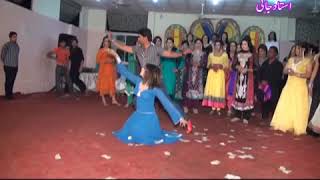 2017 Amazing Dance *Kaise Kaate Din Kaise Kaati Raatein* Swarg Movie Songs