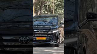 Mahesh babu Rama Rajamouli ARRIVED AT SSMB29 Pooja ceremony car visuals FilmyTime