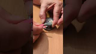 How to remove the paediatric diaphragm of the Littmann Classic III. EASY