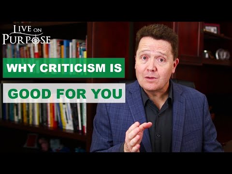 How do you critique someone?