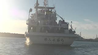 1月２日　第8永盛丸の離岸出港(Departure from the 8th eisei Maru)