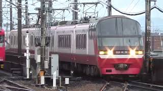 [MH]タイミング早め 名鉄1200系特急豊橋行き 上小田井駅通過ミュージックホーンフル