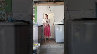 ปวดท้อง แย่งกันเข้าเข้าห้องน้ำ Stomach ache, fighting to use the bathroom #funny #comedy #คลิปตลก