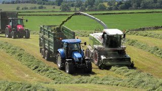 Silaging the Silver Band with Claas 870 and Friends.