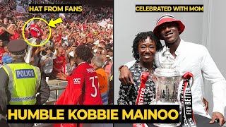 Kobbie Mainoo still wearing bucket hat from fans for celebrated with his family | Man Utd News