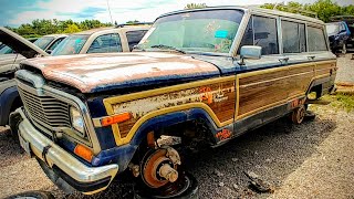 1987 AMC 4x4 Jeep Grand Wagoneer Junkyard Find