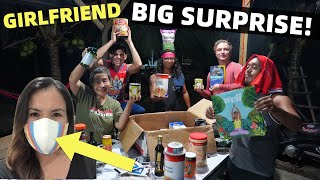 MY GIRLFRIEND AND A BIG SURPRISE - Filipino Family Unboxing By The Beach (Davao, Mindanao)