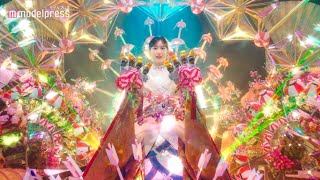 生田絵梨花、全長６mの超ド派手衣装で健気に歌う！ ＡＤＥＫＡ新TVCM「素財姫（縁起物）篇」＋メイキング