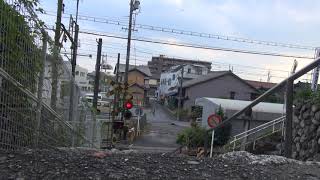 三岐鉄道北勢線のかわいい電車が馬道駅に到着するシーン！神社の階段から撮影！