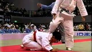 JUDO 1994 Asian Games: Yuko Emoto 恵本 裕子 (JPN) - Sung-Sook Jung (KOR)