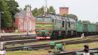 Krustpils - 2M62U 0008 has a clear path towards Daugavpils with a mixed freight, Sun. 9th June 2013